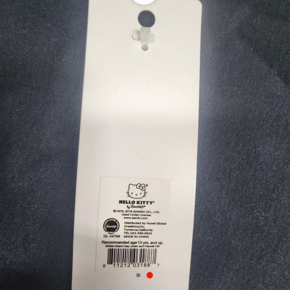 Hello Kitty - Picture 2 of 2